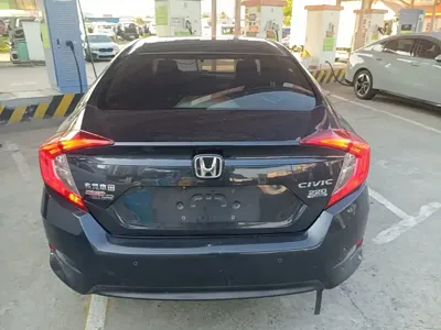 Honda Civic 2018, 90500 км, за 7752.17 USD
