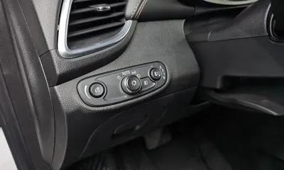 ChevroletGMDaewoo Trax 2017, 123549 км, за 5135.54 USD - фото 20