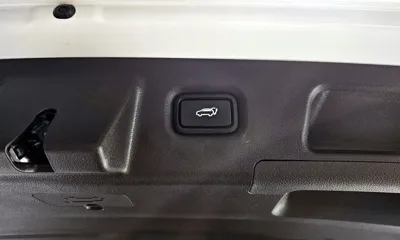 Hyundai Santafe 2020, 120251 км, за 12847.67 USD - фото 20