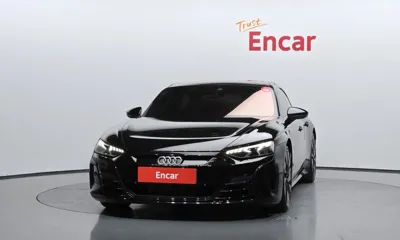 Audi e-tron GT 2022, 78198 км, за 49100.7 USD