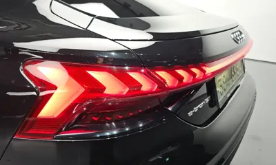 Audi e-tron GT 2022, 78198 км, за 49100.7 USD - фото 23