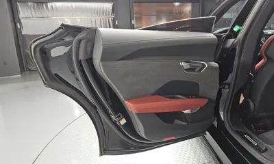 Audi e-tron GT 2022, 78198 км, за 49100.7 USD - фото 25