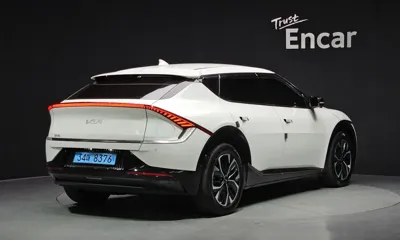 Kia EV6 2022, 230687 км, за 12800.32 USD