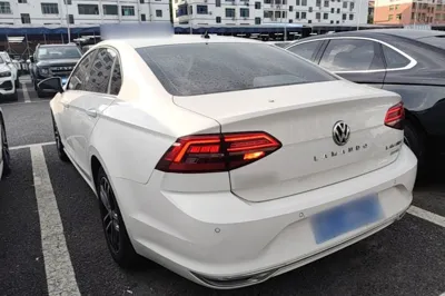 Volkswagen Lamando 2019, 81300 км, за 10092 USD
