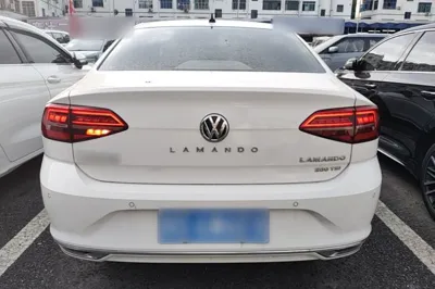 Volkswagen Lamando 2019, 81300 км, за 10092 USD