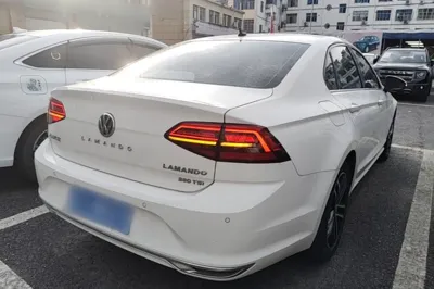 Volkswagen Lamando 2019, 81300 км, за 10092 USD - фото 6