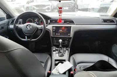 Volkswagen Lamando 2019, 81300 км, за 10092 USD - фото 12