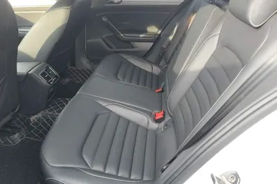Volkswagen Lamando 2019, 81300 км, за 10092 USD - фото 20