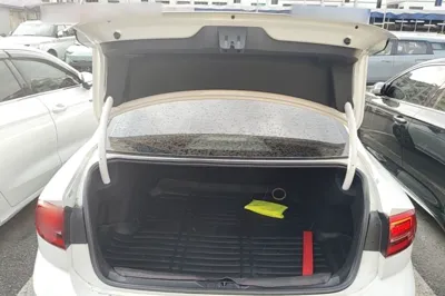 Volkswagen Lamando 2019, 81300 км, за 10092 USD - фото 22