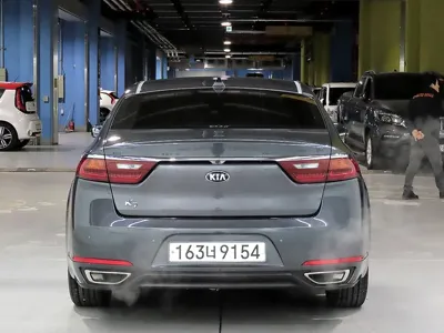 Kia K7 2018, 158875 км, за 6384.37 USD