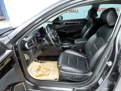 Kia K7 2018, 158875 км, за 6384.37 USD - фото 6