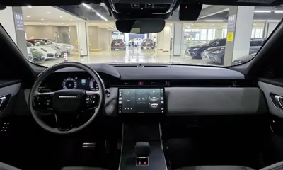 Land Rover Range Rover Velar 2024, 4847 км, за 49340.16 USD - фото 9