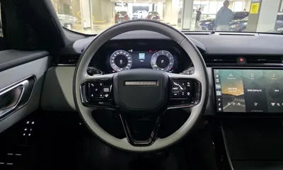 Land Rover Range Rover Velar 2024, 4847 км, за 49340.16 USD - фото 13