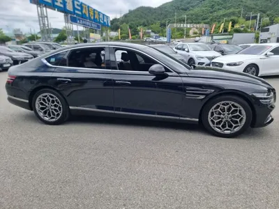 Genesis G80 2022, 87000 км, за 20325.74 USD
