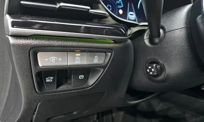 Genesis G80 2022, 175798 км, за 16404.1 USD - фото 28