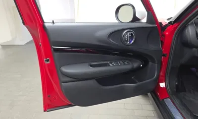 MINI Clubman 2023, 44489 км, за 18461.93 USD - фото 24