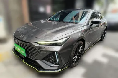 Changan UNI-V · 2022 год