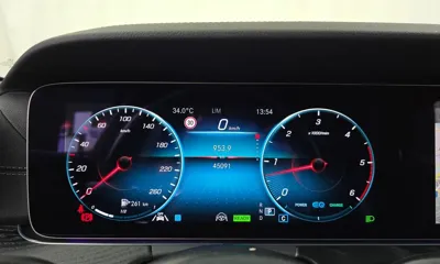 Mercedes-Benz CLS-Class 2023, 45091 км, за 36694.24 USD - фото 8
