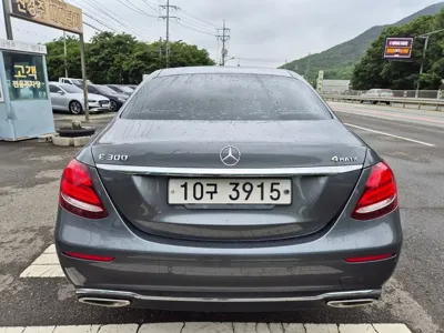Mercedes-Benz E-Class 2019, 120598 км, за 14691.54 USD - фото 5