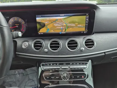 Mercedes-Benz E-Class 2019, 120598 км, за 14691.54 USD - фото 12