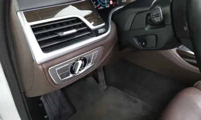 BMW 7-Series 2022, 81605 км, за 37022.45 USD - фото 30