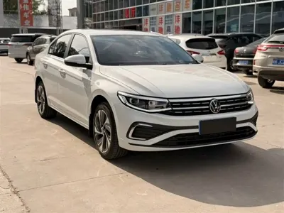 Volkswagen Bora 2026, 6000 км, за 10152.83 USD