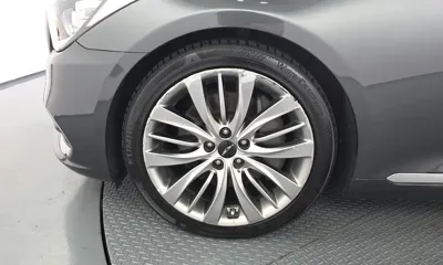 Genesis G80 2017, 82276 км, за 11001.11 USD