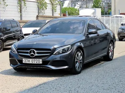 Mercedes-Benz C-Class 2016, 78264 км, за 8402.26 USD