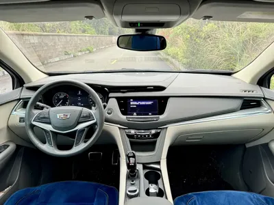Cadillac XT5 2024, 43000 км, за 26014.8 USD