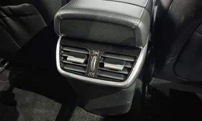 Hyundai Grandeur 2021, 54991 км, за 13876.23 USD - фото 31