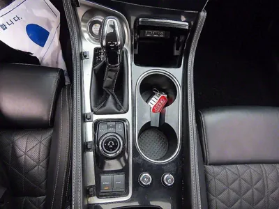 Nissan Maxima 2018, 145763 км, за 5795.4 USD - фото 10
