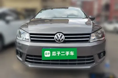 Volkswagen Jetta 2015, 43100 км, за 4059 USD