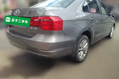 Volkswagen Jetta 2015, 43100 км, за 4059 USD