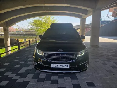 Kia Canival 2018, 155996 км, за 10831.04 USD