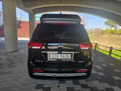 Kia Canival 2018, 155996 км, за 10831.04 USD