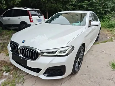 BMW 5 Series 2023, 52200 км, за 35019.92 USD