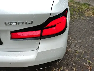 BMW 5 Series 2023, 52200 км, за 35019.92 USD - фото 8