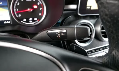 Mercedes-Benz GLC-Class 2019, 156255 км, за 16650.15 USD - фото 9