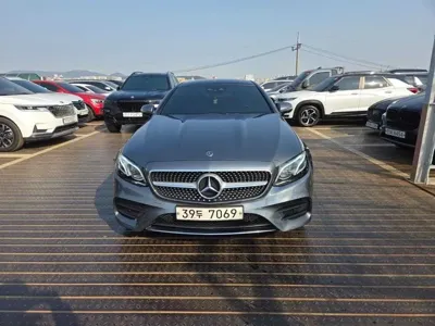 Mercedes-Benz E-Class 2017, 141200 км, за 12472.1 USD