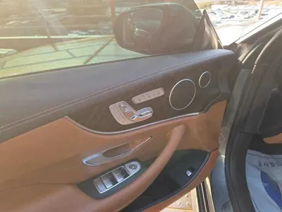 Mercedes-Benz E-Class 2017, 141200 км, за 12472.1 USD - фото 9