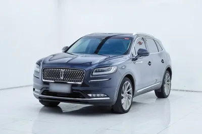 Lincoln Nautilus · 2021 год