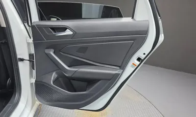 Volkswagen Jetta 2021, 68476 км, за 19841.29 USD - фото 25