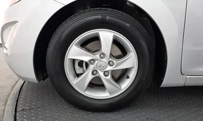 Hyundai Avante 2014, 166390 км, за 2974.62 USD