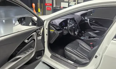 Hyundai Grandeur 2015, 123248 км, за 6104.77 USD - фото 10