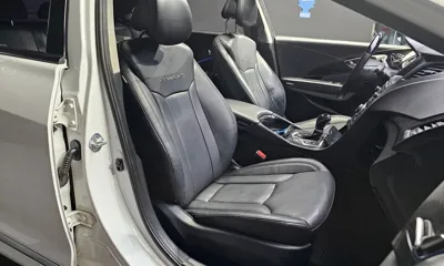 Hyundai Grandeur 2015, 123248 км, за 6104.77 USD - фото 12