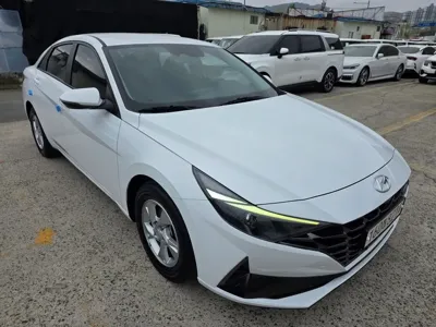 Hyundai Avante 2021, 153320 км, за 8205.33 USD