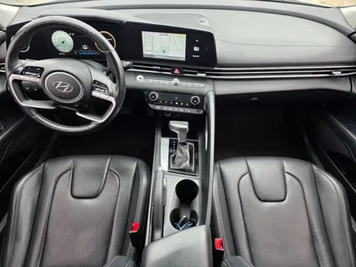 Hyundai Avante 2021, 153320 км, за 8205.33 USD - фото 12