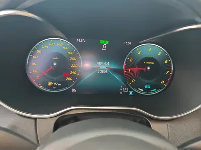 Mercedes-Benz C-Class 2019, 30800 км, за 16083.95 USD - фото 14