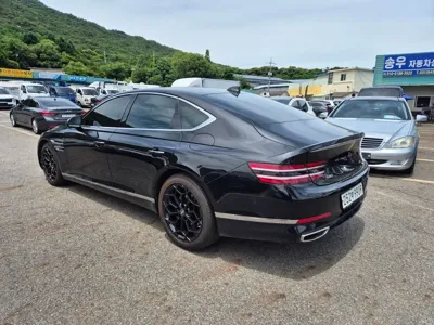Genesis G80 2021, 166330 км, за 15807.98 USD