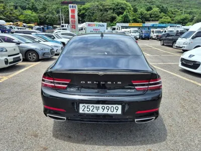 Genesis G80 2021, 166330 км, за 15807.98 USD